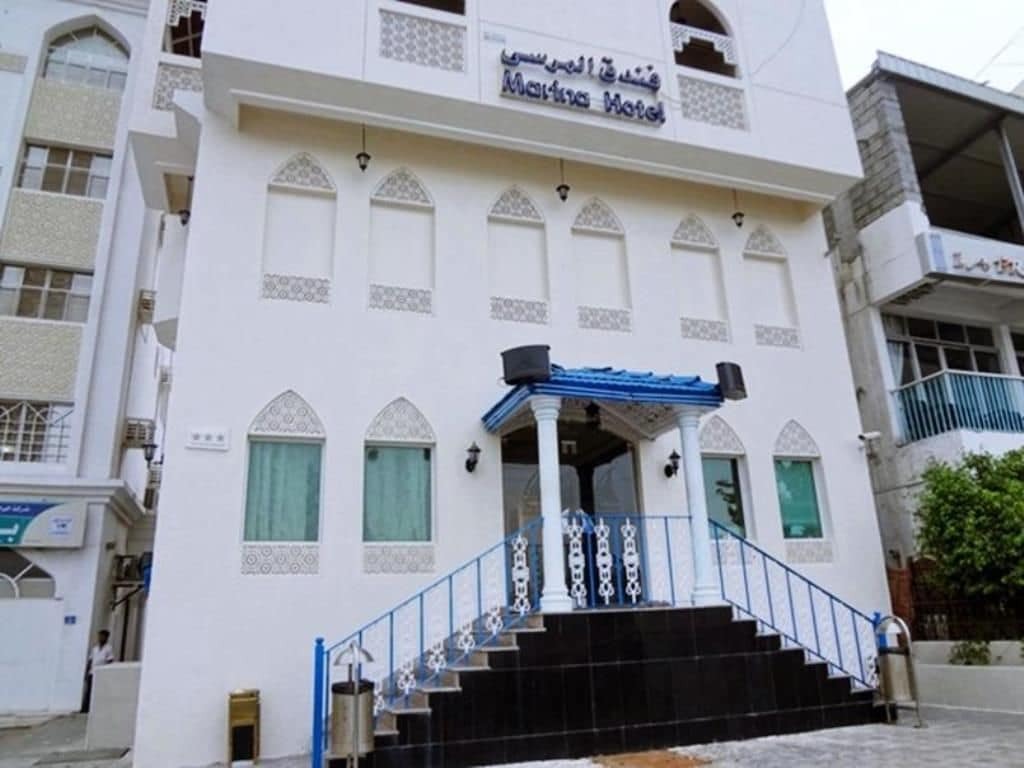 Marina Hotel Mutrah Bagian luar foto
