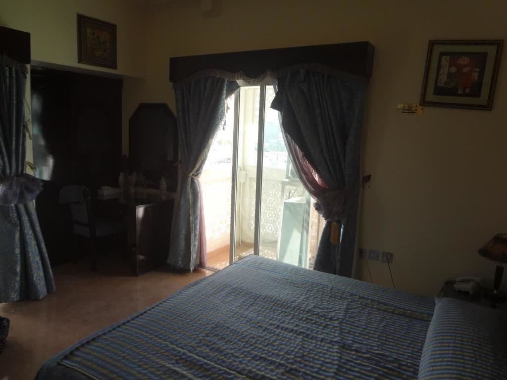 Marina Hotel Mutrah Bagian luar foto